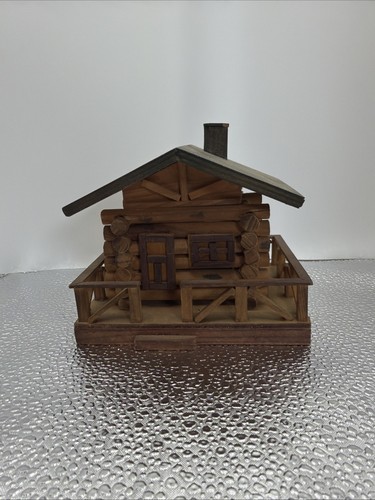 Vintage log cabin trinket - log, box